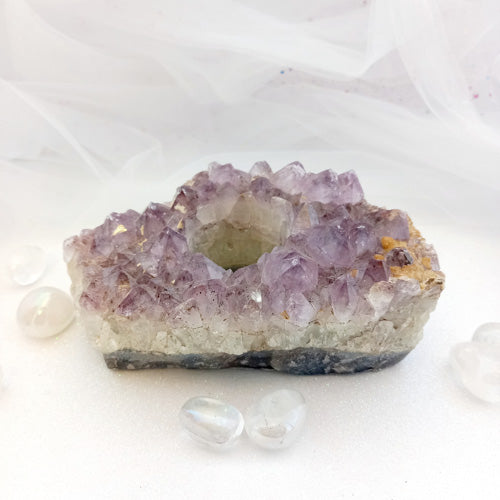 Amethyst Cluster Candle Holder (approx. 15x8.5x6.5cm)
