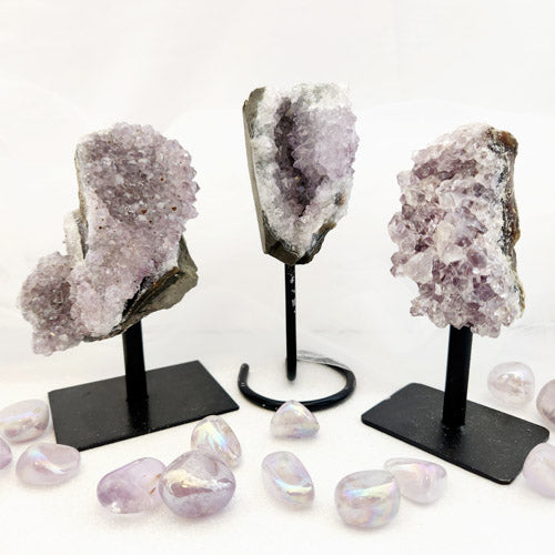 Amethyst Cluster on Metal Stand (assorted. approx. 12.5-15x6.3-8cm incl. stand)