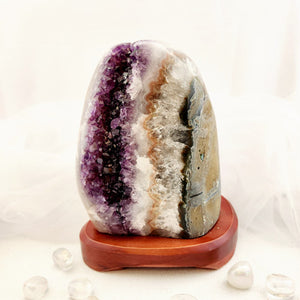 Amethyst Druzy Lamp