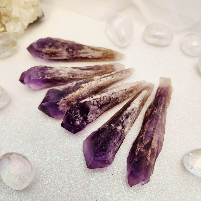 Amethyst Natural Cathedral Point (assorted. approx. 7.2-8x1.9-2.6cm)