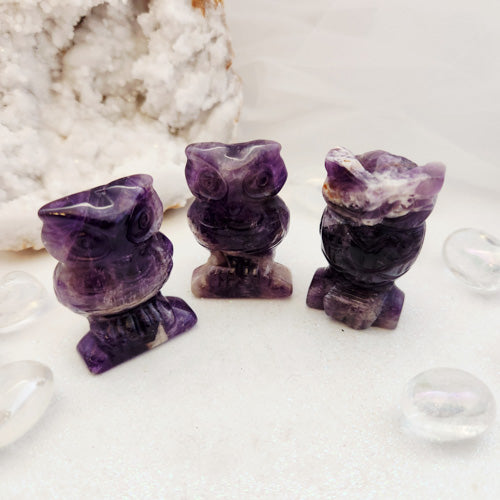 Amethyst Owl (assorted. approx. 5-5.3x3-3.3cm)