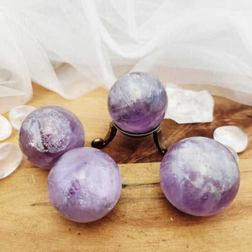 Amethyst Sphere (assorted. approx. 3.8-3.9cm diameter)
