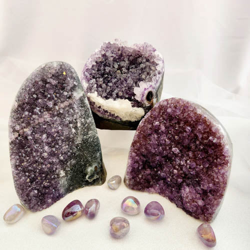 Amethyst Standing Cluster with Polished Edge (assorted. approx. 11.5-17.2x10.11-13.2cm)