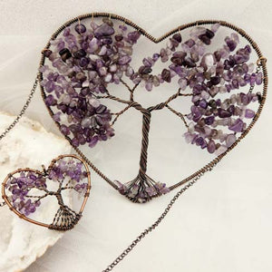 Wire heart hanging with amethyst chip‑leaf Tree of Life design.