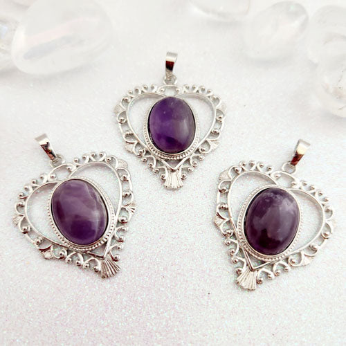 Amethyst in Ornate Heart Pendant (silver metal)