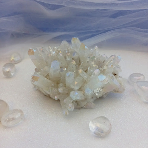 Angel Aura Cluster (approx. 11.5x9.5x6.5cm)