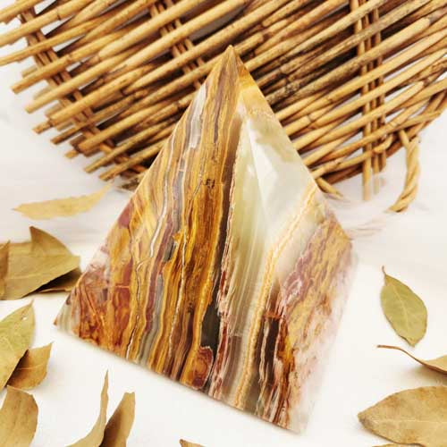 Banded Calcite aka Marble Onyx Pyramid (assorted. approx. 15x15cm)