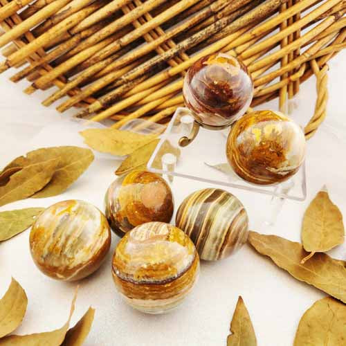 Banded Calcite aka Marble Onyx Sphere (assorted. approx. 4.8-5.1cm diameter)