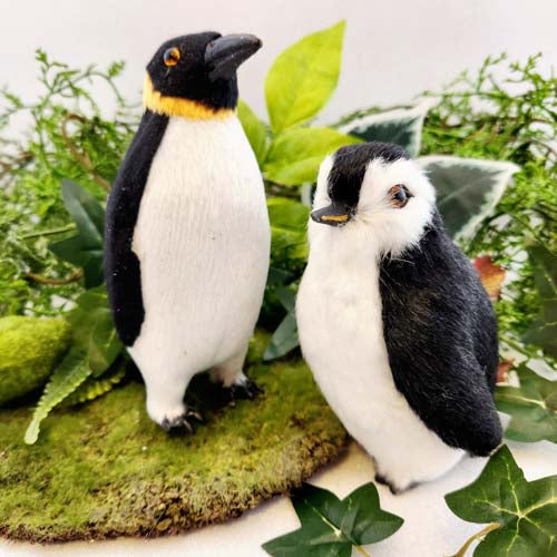 Black & White Standing Penguin (assorted)