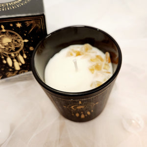 Boho Dreams Myrrh & Sandalwood Manifestation Candle | Quartz Crystal Chips | 100g