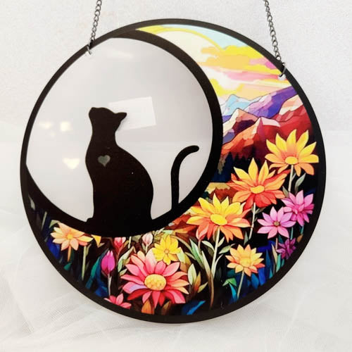 Cat Hanging (approx. 20cm diameter)