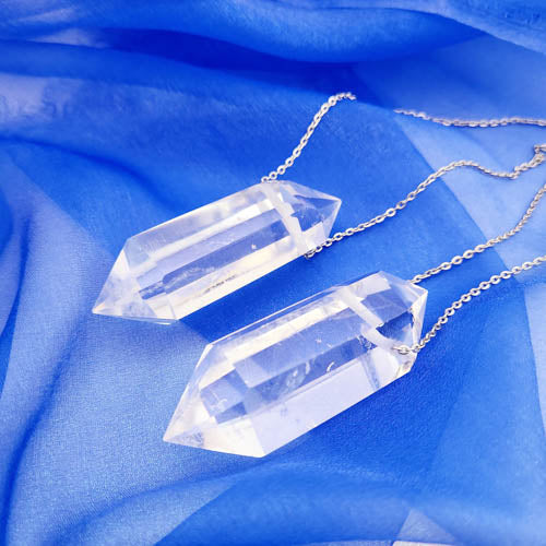 Clear Quartz Double Terminated Pendant w. Metal Chain (assorted. point measures approx.  8-9x 2.5-3cm)