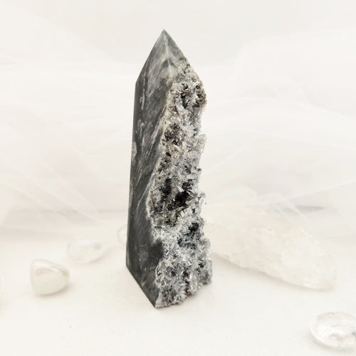 Druzy Quartz Cluster on Basalt Matrix (approx. 15x4.4cm)