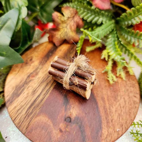 Firewood Bundle for Fairy Garden/Dolls House (approx. 3x2cm)