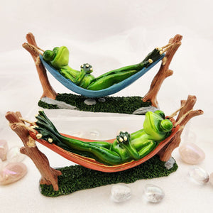Frog in Hammock