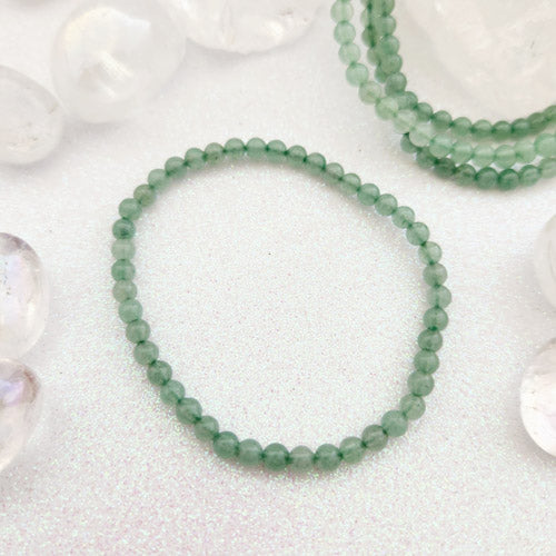 Green Aventurine Bracelet (assorted. approx. 4mm round beads)