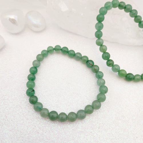 Green Aventurine Bracelet (assorted. approx. 6mm round beads)