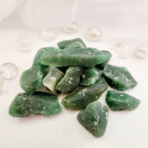 Green Aventurine Rough Rock (assorted. approx 3.5-5.8x2.6-4cm