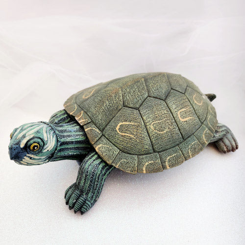 Green Turtle (resin. approx. 8.5x25x17cm)