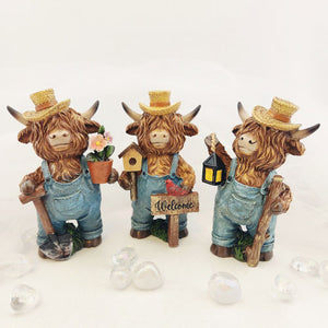 Highland Cow w. Tools