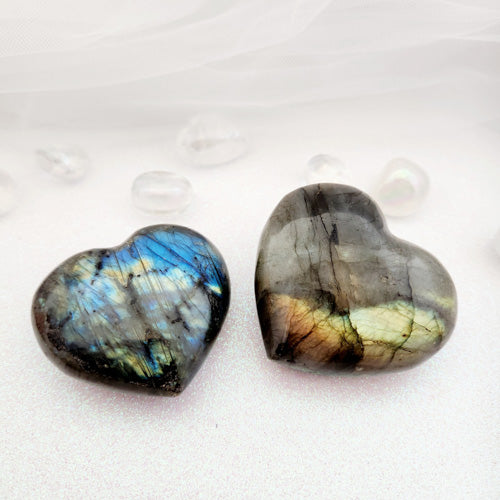 Labradorite Heart (assorted. approx 5.7-6.2x6.4-6.9cm)