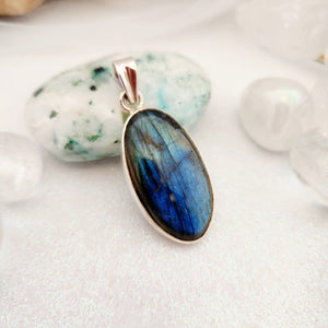 Labradorite Oval Pendant