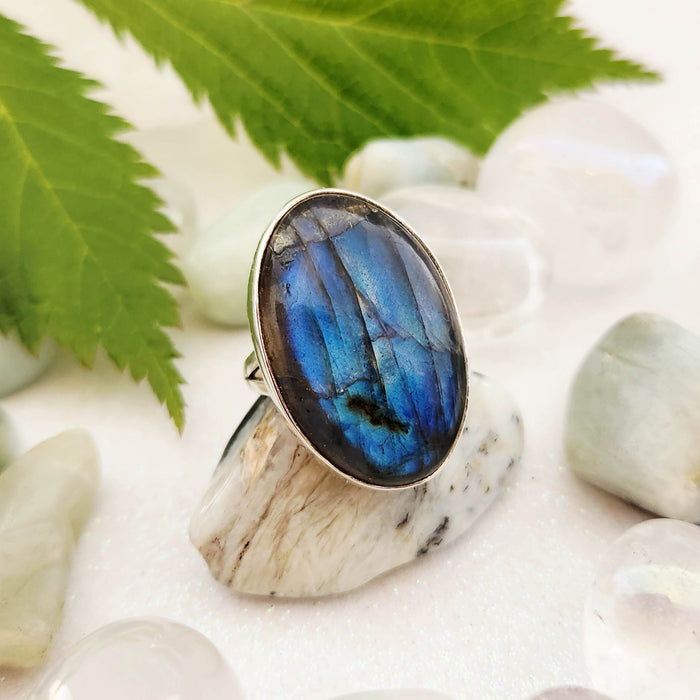 Labradorite Oval Ring (sterling silver)