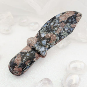 Llanite aka Que Sera Dagger