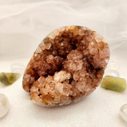 Pink Amethyst Druzy Free Form (approx. 7.3x8.5cm)