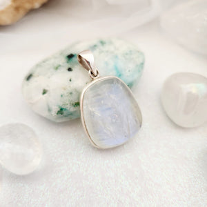 Rainbow Moonstone Pendant