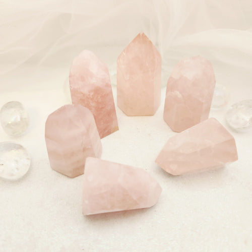 Rose Quartz Polished Point (assorted. approx. 3.5-5x2.7-3cm)