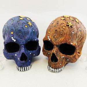 Skull w. Swirls & Stars