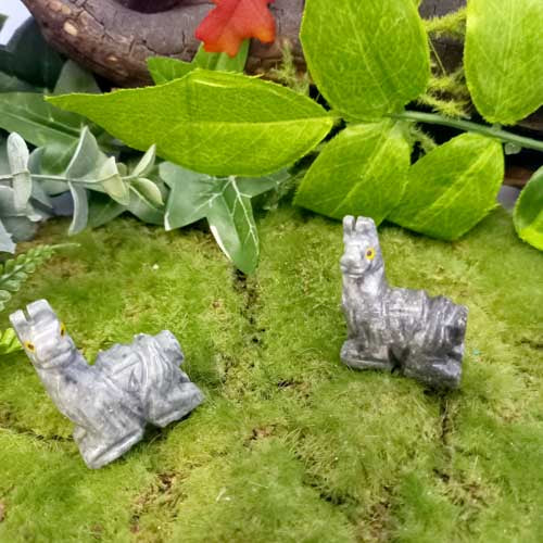 Soapstone Llama (assorted. approx. 3.8x2.9cm)