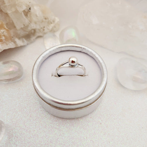 Sterling Silver Ring (rhodium plated. adjustable)