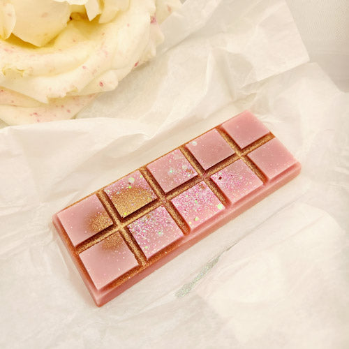 Strawberry Shortcake Soy Wax Snap Bar (handcrafted in Aotearoa New Zealand from sustainable sources. 10 squares)