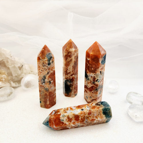 Sunstone w. Blue Apatite Polished Point (assorted. approx. 7-8x2-2.5cm)