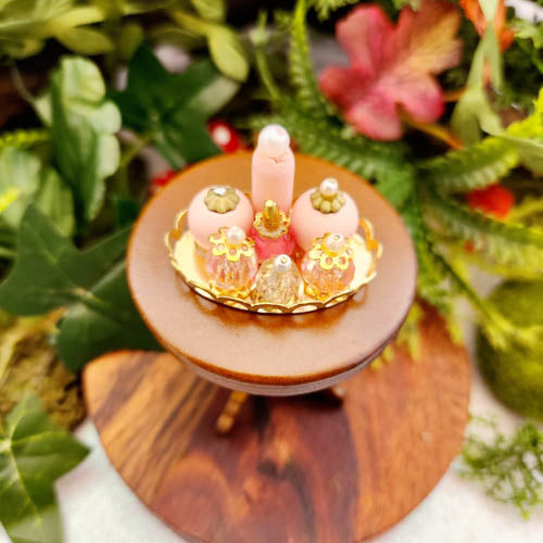 Tiny Tray of Perfume Bottles for Fairy Garden/Dolls House (assorted. approx. 2x3.8cm)