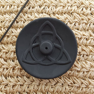 Triquetra Incense Holder | Terracotta | Cones & Sticks | Black