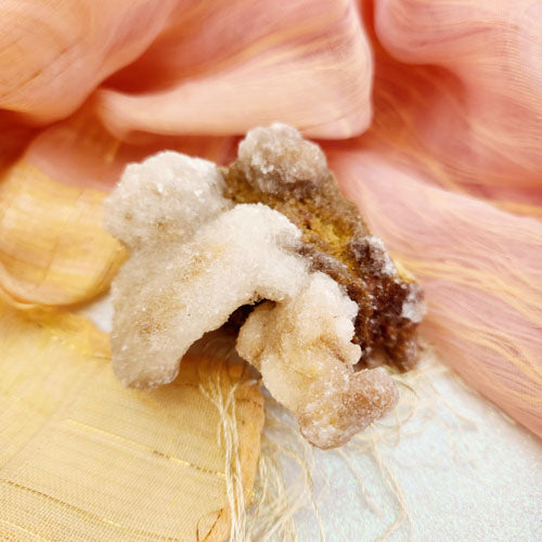 Twisted Gypsum (selenite) with Druzy Quartz from Guizhou province, China (approx. 7.5x7x4cm)