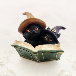 Witchy Black Cats w. Spell Book