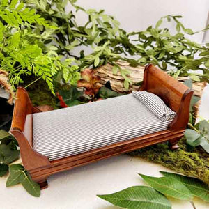 Wooden Bed for Fairy Garden/Dolls House