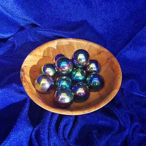 Titanium Quartz Sphere (assorted lasered approx. 3x3cm )
