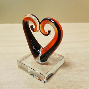 Red & Black Glass Koru Heart (approx. 5.5x5cm)