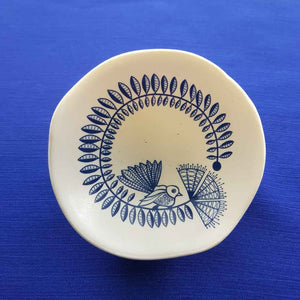 White Fantail Dish (7cm) Jo Luping Design