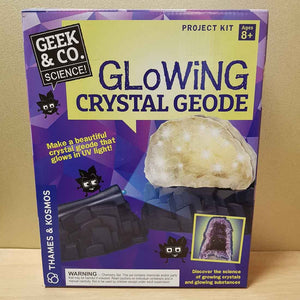 Glowing Crystal Geode Experiment Kit