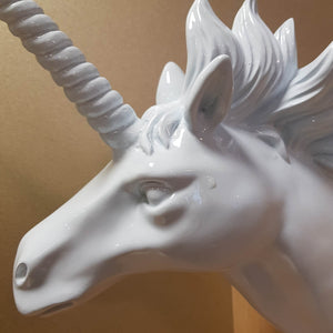 White Unicorn Head (22x35cm)