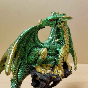 Green Dragon & Baby (approx. 15x10x7cm)