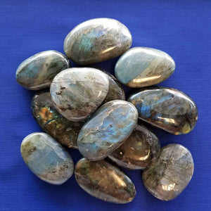 Labradorite Large Tumble (assorted approx 5x4cm)