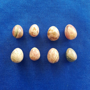 Tiny Rhodochrosite Egg (assorted 2x1.2cm)