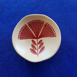 Pohutakawa Lace Dish (Red on White approx 7cm)